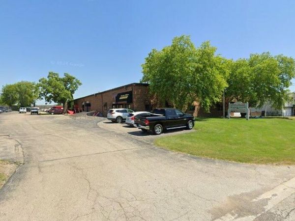27W982 W Commercial Avenue , Unit 3, Lake Barrington, IL 60010