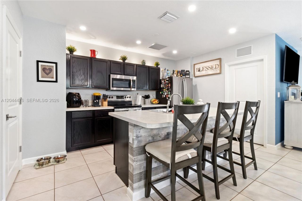24870 SW 122nd Pl, Homestead, FL 33032 Photo