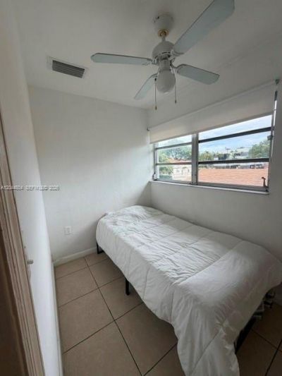4230 SW 11th St , Unit B, Miami, FL 33134 Photo