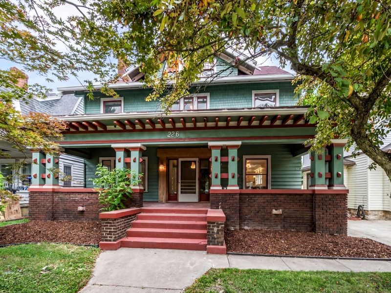 226 E Cassilly Street, Springfield, OH 45503 Photo 3