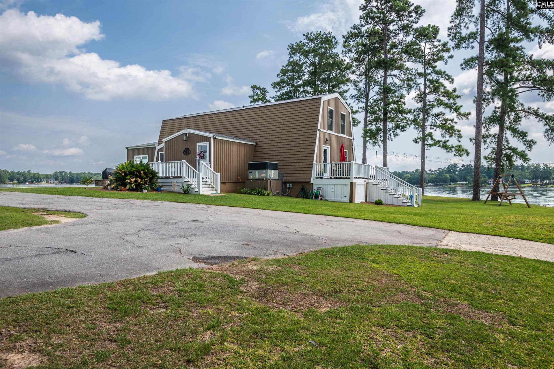 675 E Point Drive Photo 32