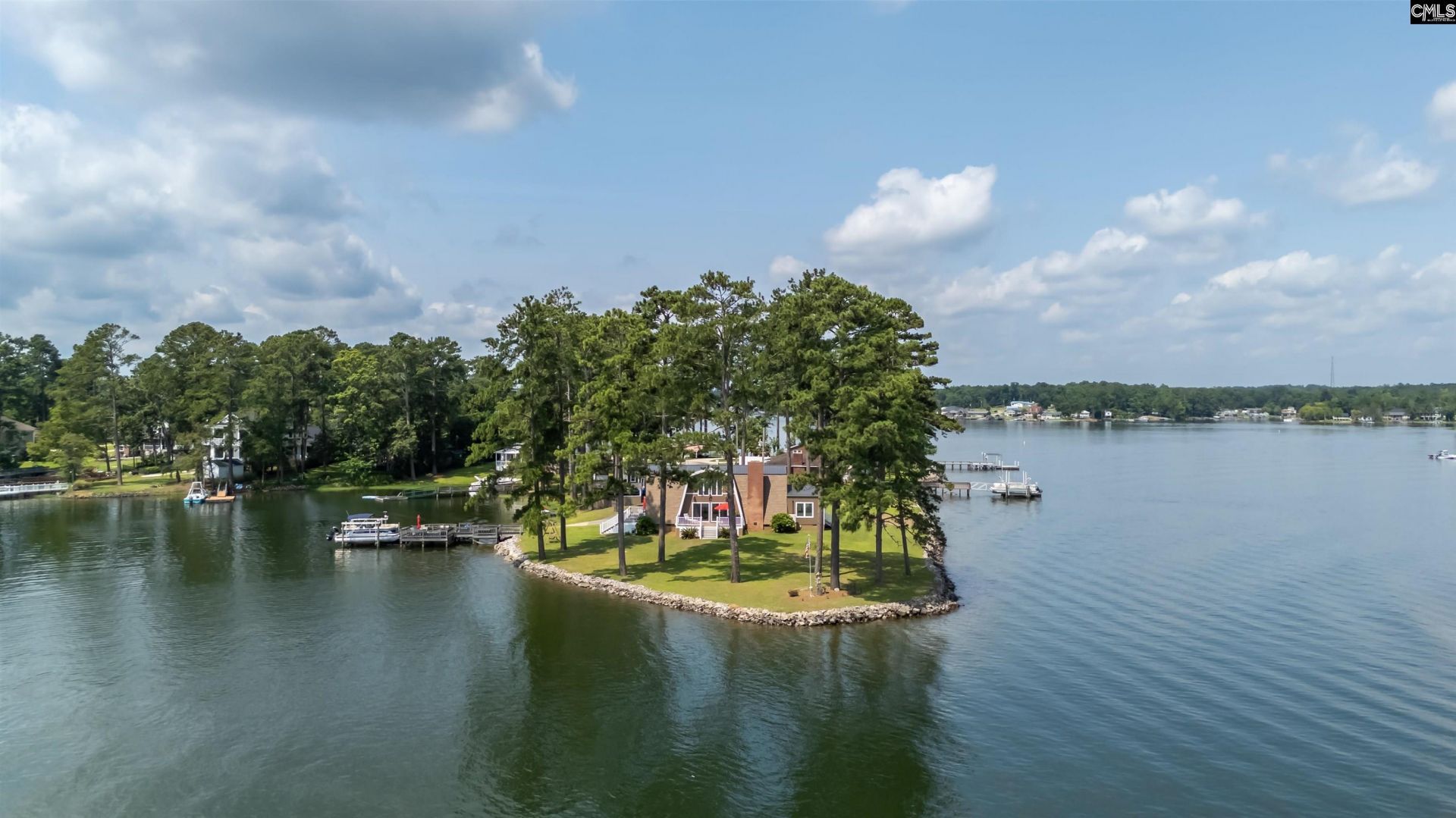 675 E Point Drive Photo 4