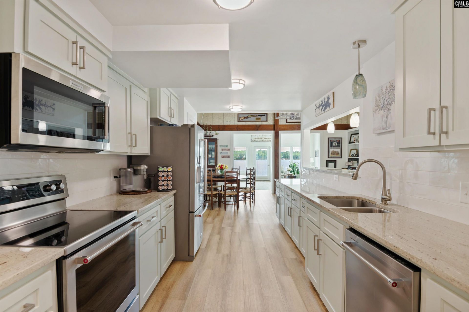 675 E Point Drive Photo 42