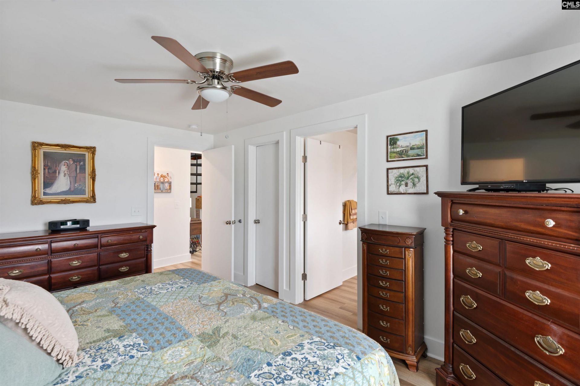 675 E Point Drive Photo 61