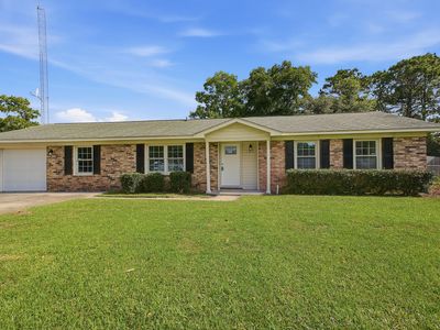 104 General Dennis Drive, Summerville, SC 29486