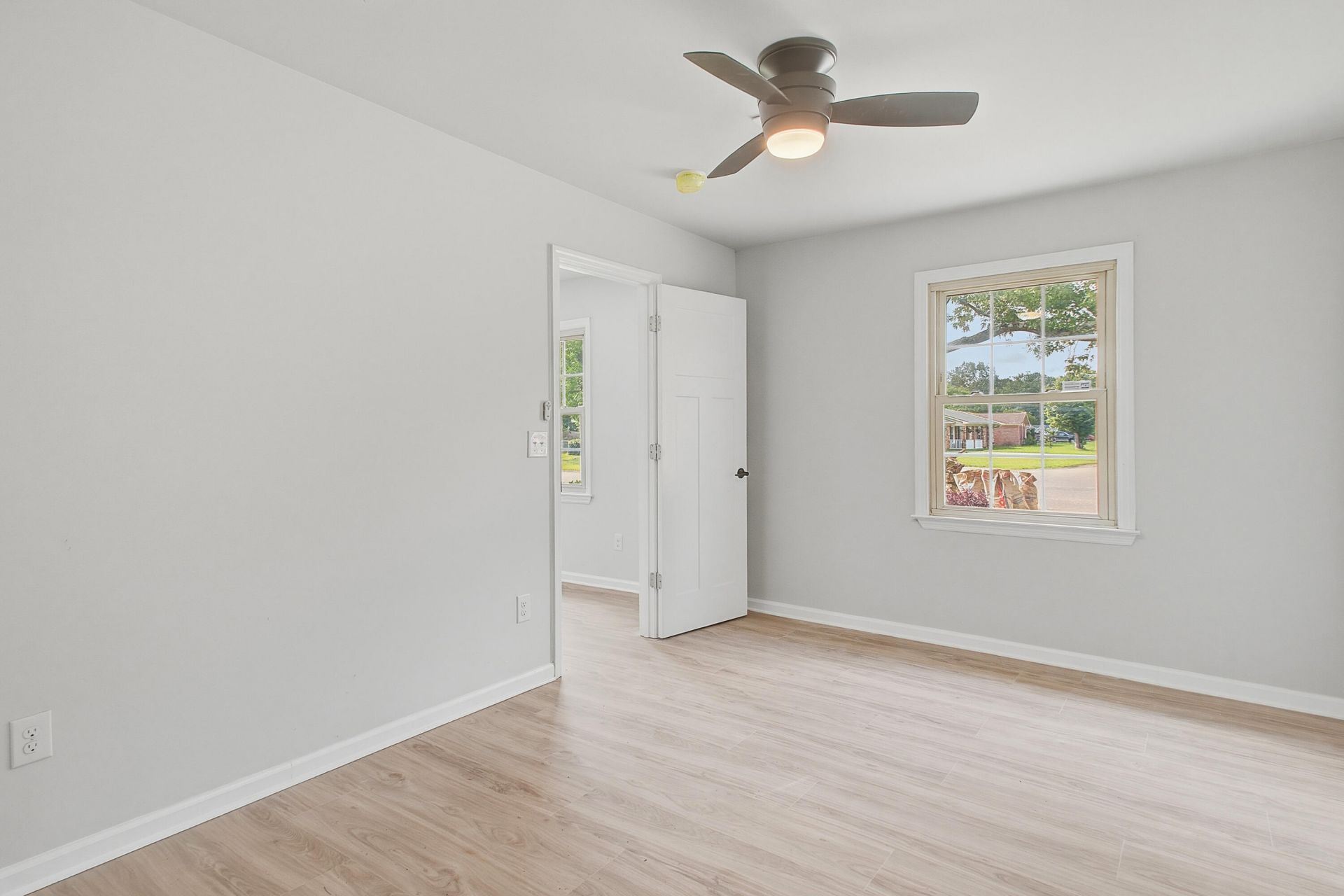 104 General Dennis Drive Photo 10