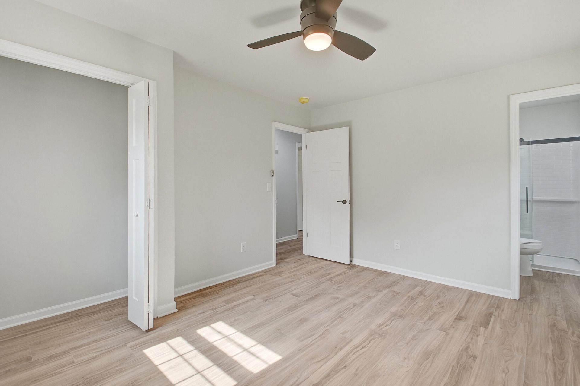 104 General Dennis Drive Photo 25
