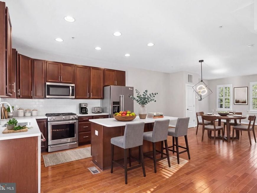 422 Virginia Avenue, Towson, MD 21286 Main Photo