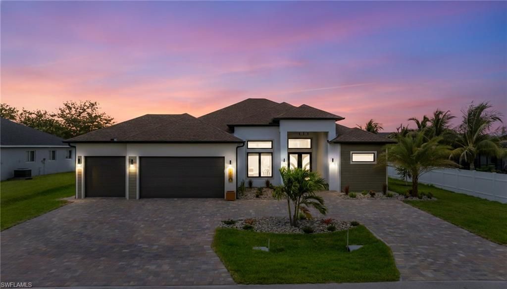 1210 SW Santa Barbara Pl, Cape Coral, FL 33991 Photo