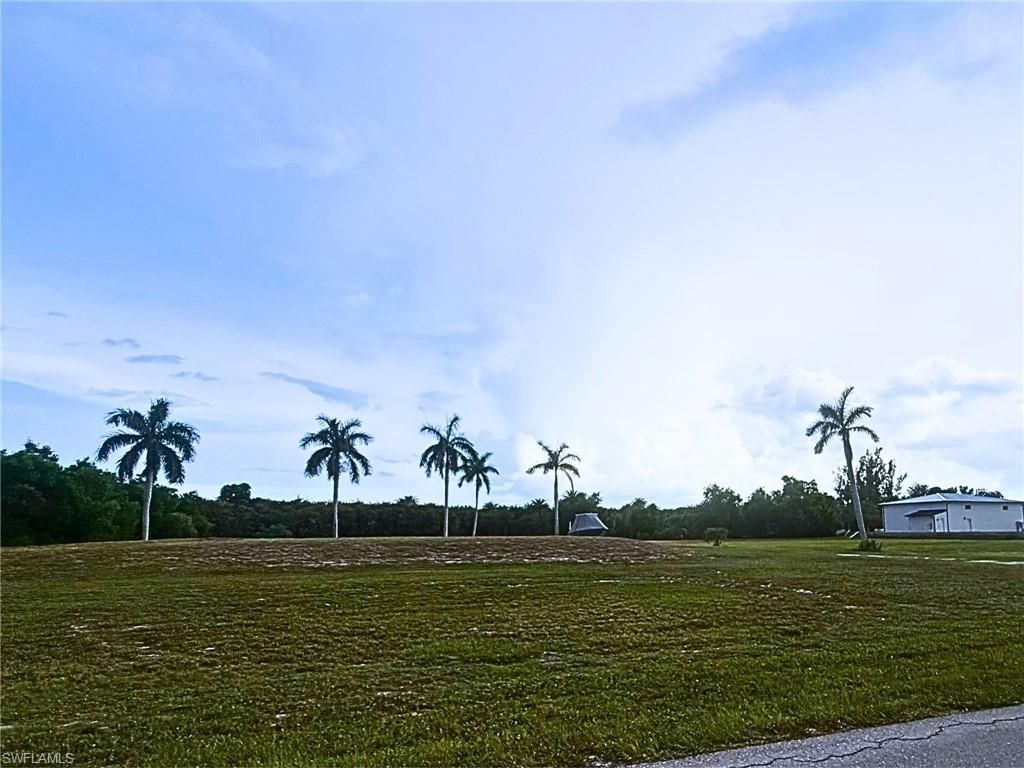 7655 Barrancas Ave , Bokeelia, FL 33922 Photo