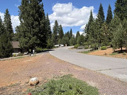 472 Bailey Creek Drive, Lake Almanor, CA 96137 Photo