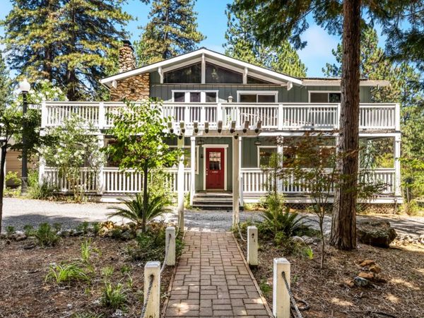 5915 Happy Pines Dr, Foresthill, CA 95631