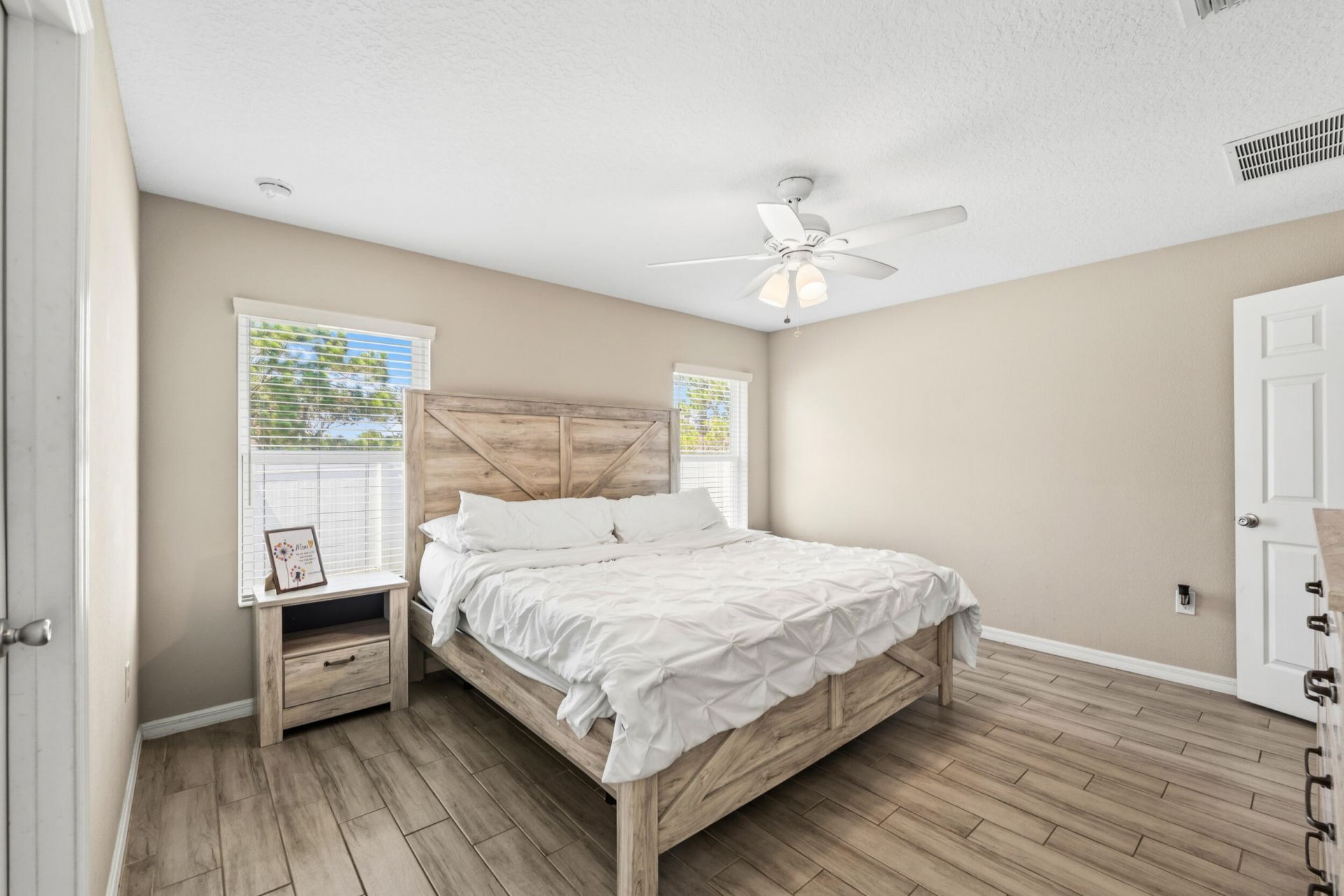 5435 NW Pine Trail Circle, Port Saint Lucie, FL 34983 Photo