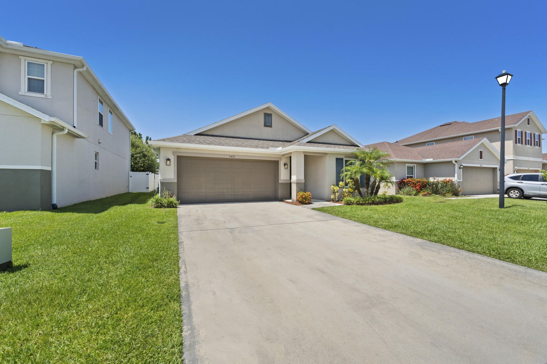 5435 NW Pine Trail Circle, Port Saint Lucie, FL 34983 Photo