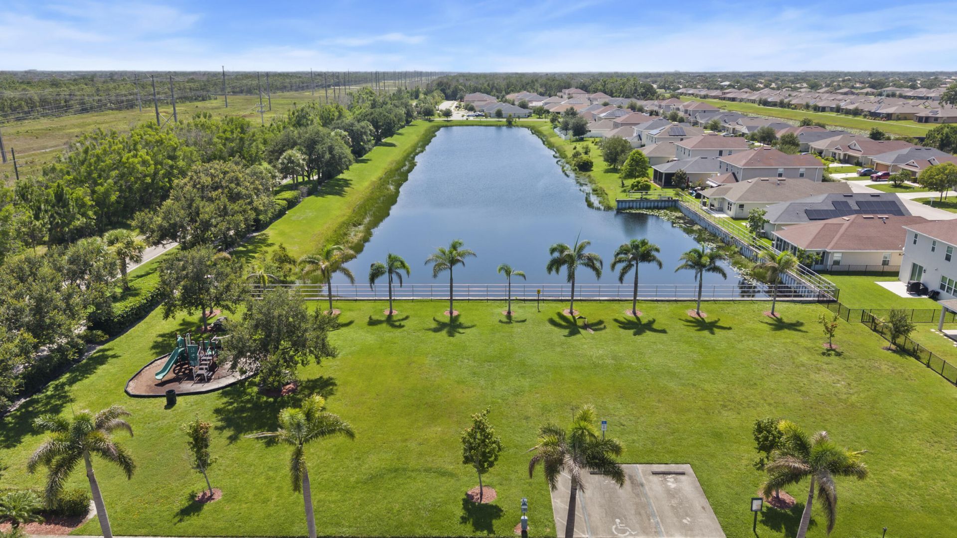 5435 NW Pine Trail Circle, Port Saint Lucie, FL 34983 Photo