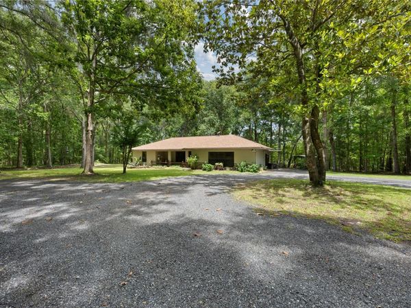 18451 NW 141ST AVENUE , WILLISTON, FL 32696