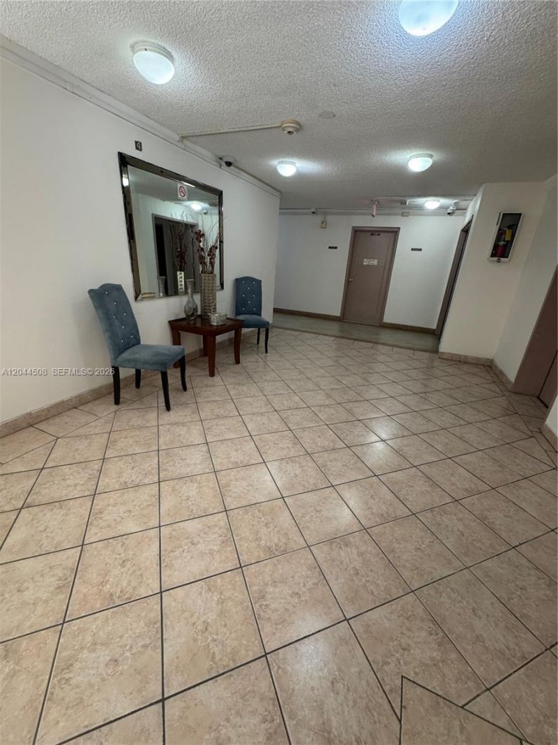 210 172nd St , Unit 429, Sunny Isles Beach, FL 33160 Photo