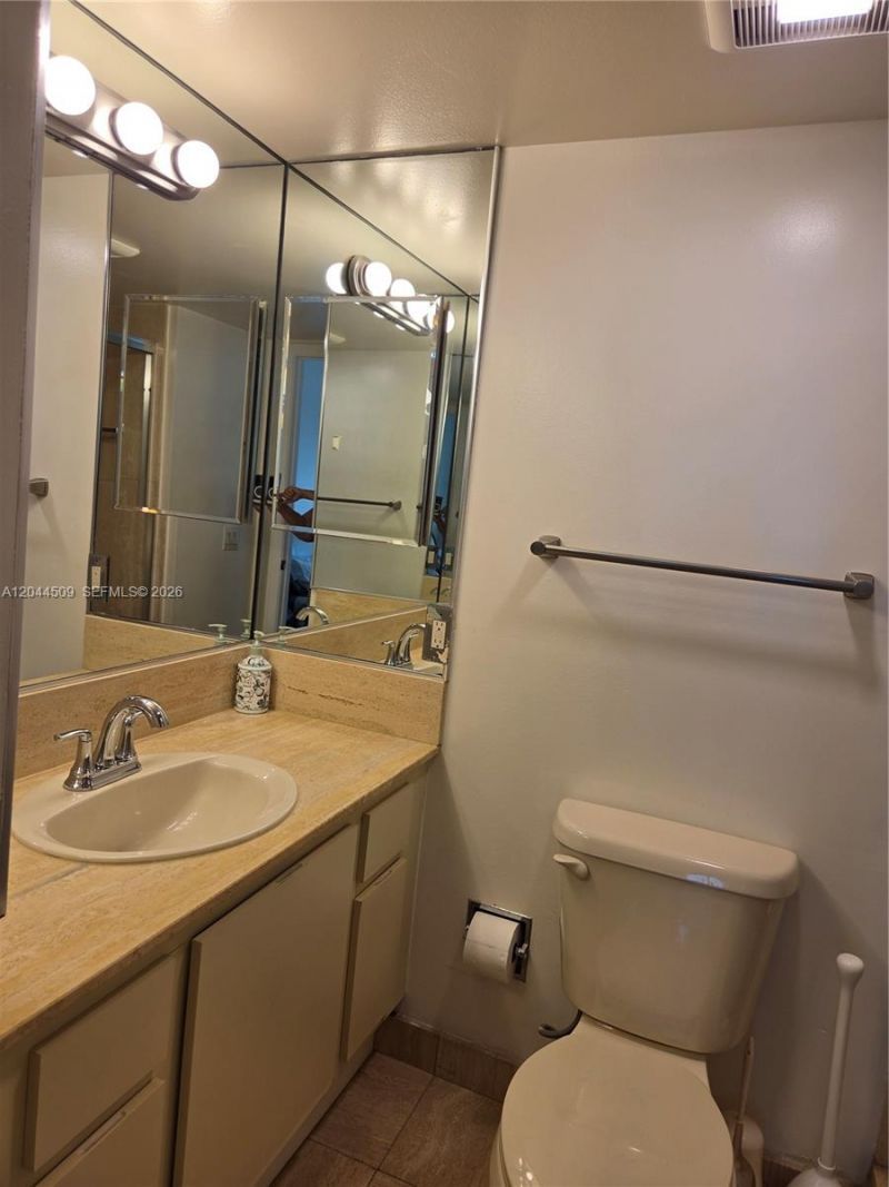 Please Call For Address, Unit 807S, Hollywood, FL 33019 Photo
