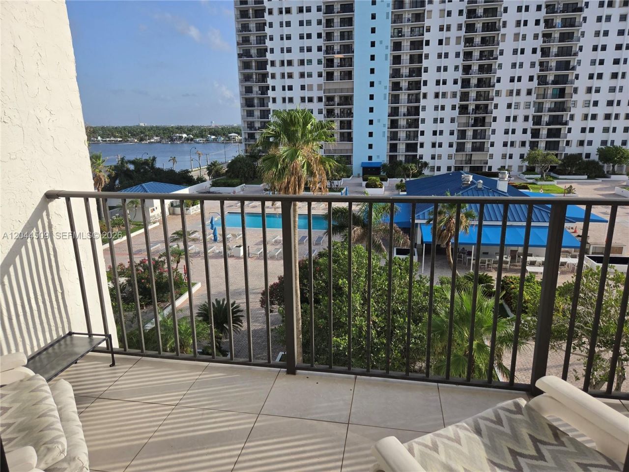 Please Call For Address, Unit 807S, Hollywood, FL 33019 Photo