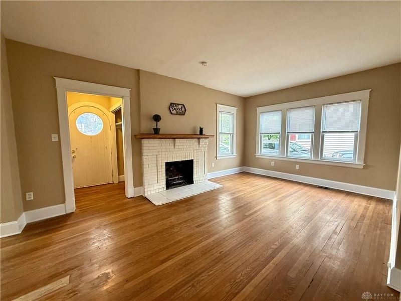 215 Aberdeen Drive, Middletown, OH 45042 Photo 5