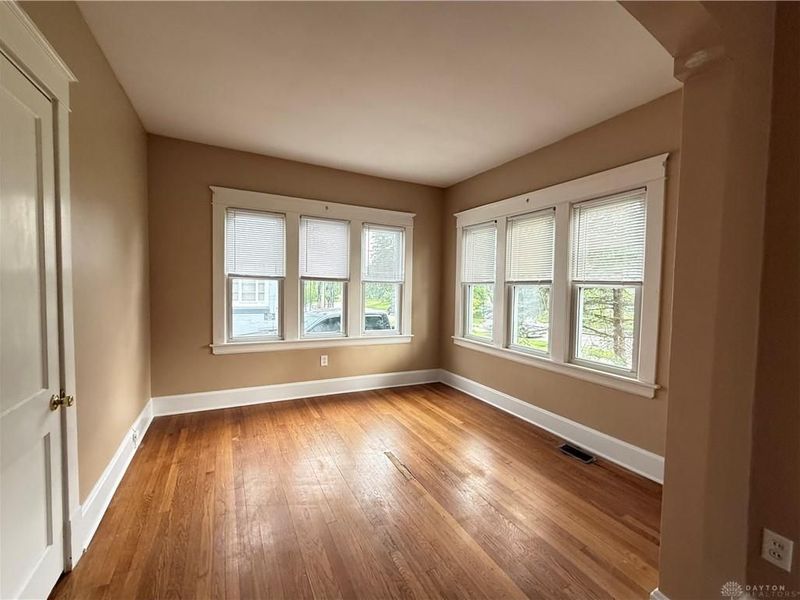 215 Aberdeen Drive, Middletown, OH 45042 Photo 8