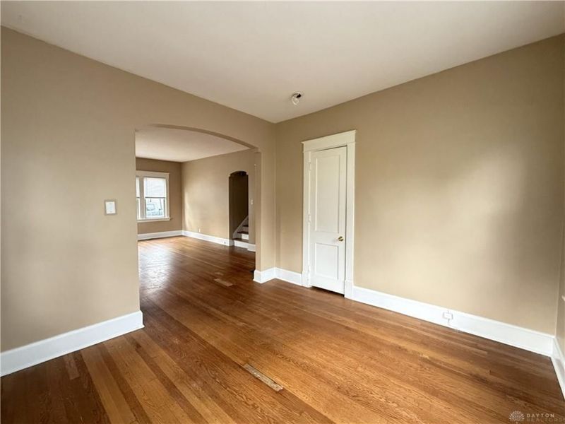215 Aberdeen Drive, Middletown, OH 45042 Photo 9