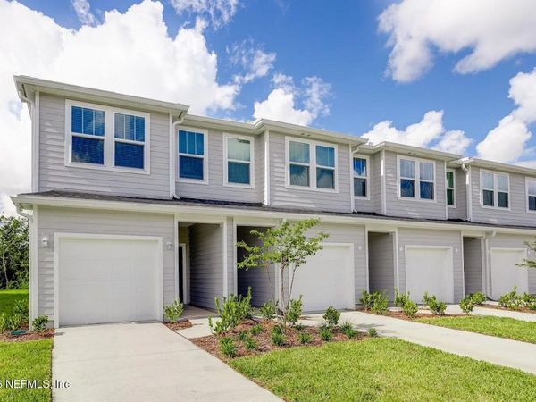 708 HOLLY LAKES Drive, Orange Park, FL 32073