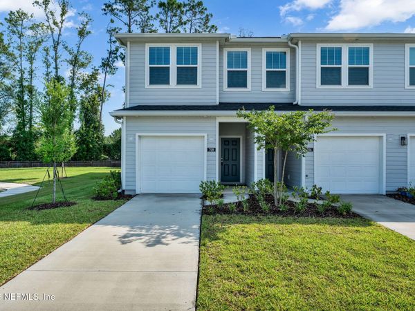 708 HOLLY LAKES Drive, Orange Park, FL 32073