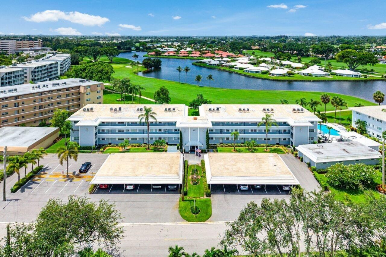 157 Atlantis Boulevard, Unit 301, Atlantis, FL 33462 Photo