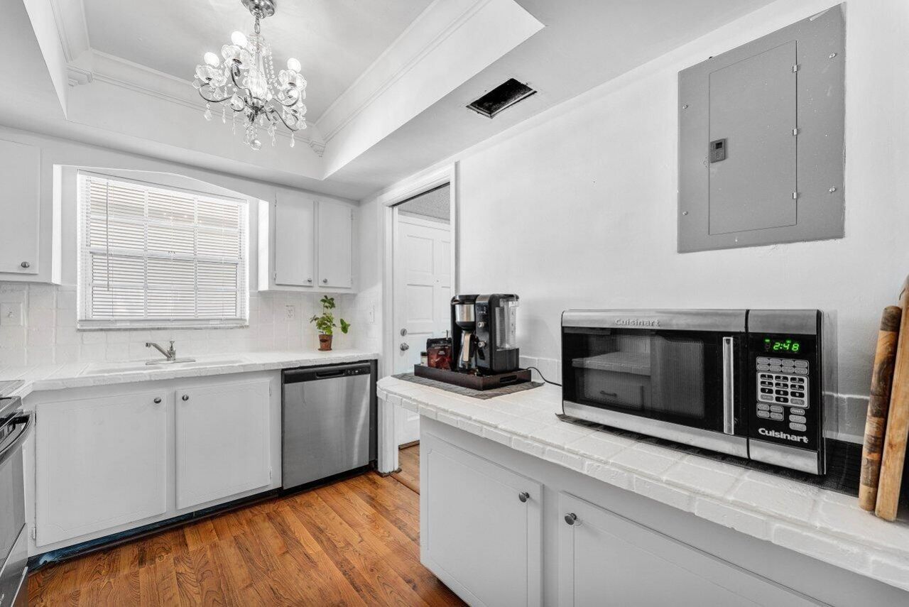157 Atlantis Boulevard, Unit 301, Atlantis, FL 33462 Photo
