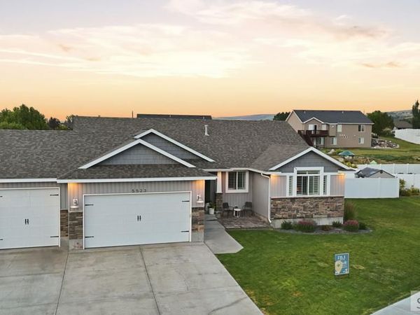 5523 Lakefield Cir, AMMON, ID 83406