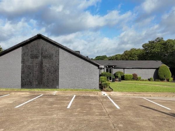 4409 Pioneer Road, Balch Springs, TX 75180