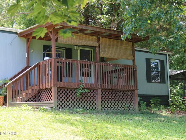 166 Andrew Lane, Jacksboro, TN 37757