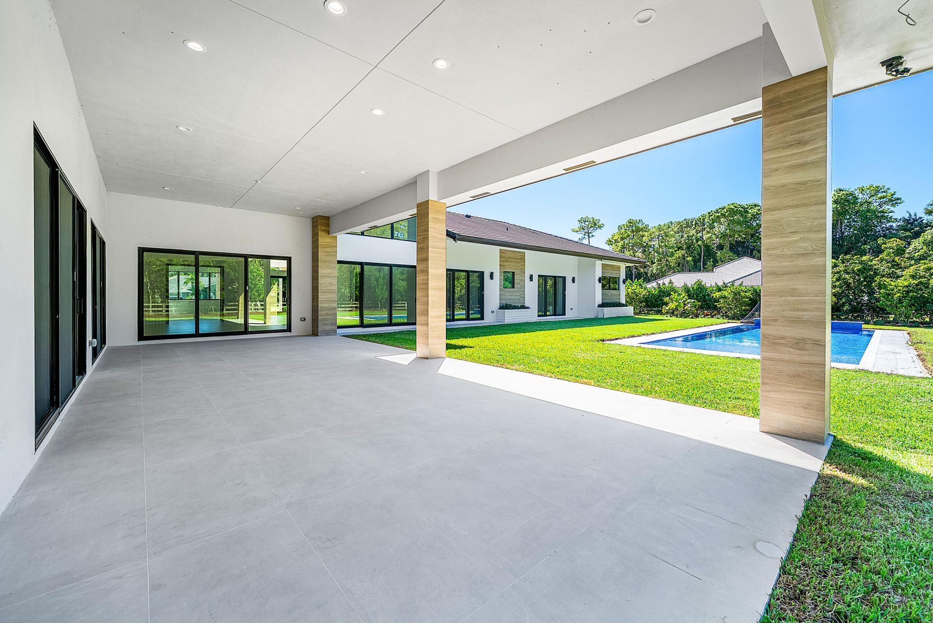 14817 Paddock Drive, Wellington, FL 33414 Photo