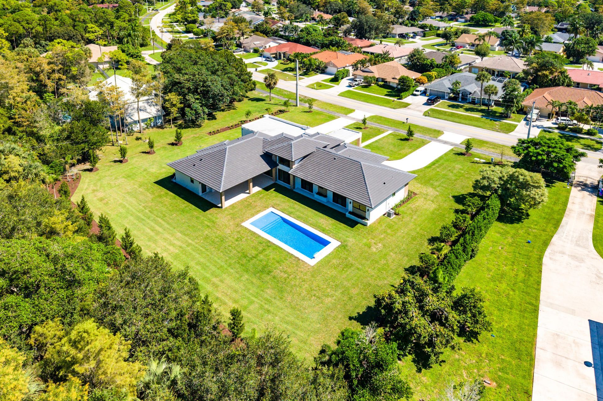 14817 Paddock Drive, Wellington, FL 33414 Photo