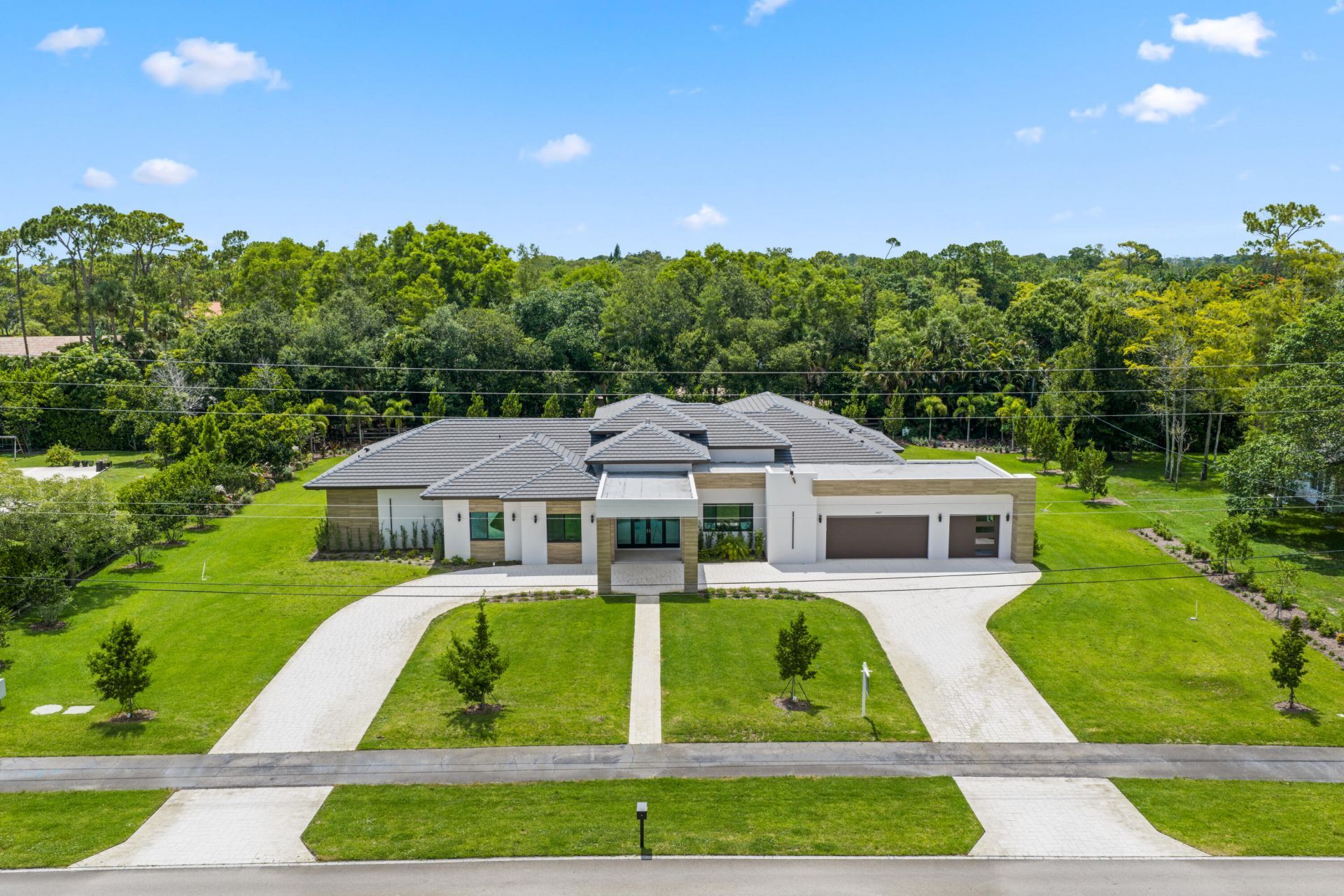 14817 Paddock Drive, Wellington, FL 33414 Photo
