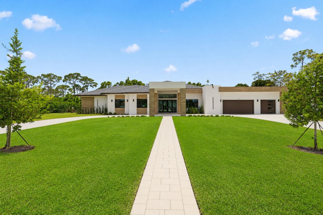 14817 Paddock Drive, Wellington, FL 33414 Photo