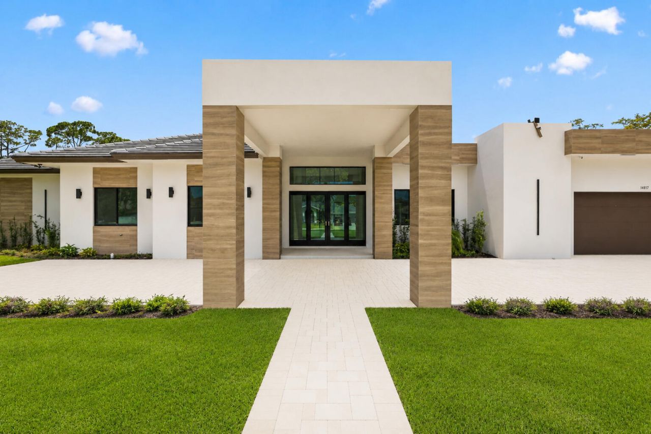 14817 Paddock Drive, Wellington, FL 33414 Photo