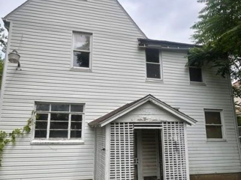 296 Grace Avenue, Akron, OH 44320 Photo 3
