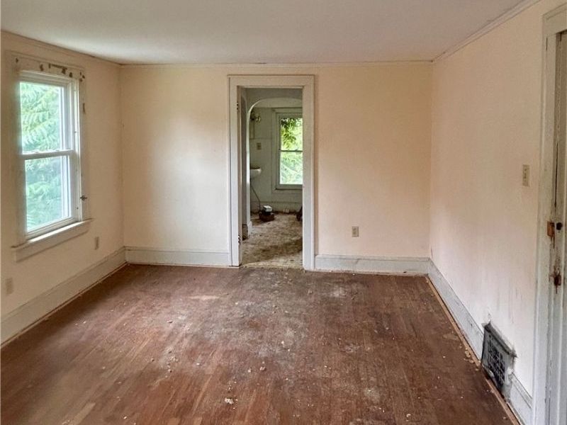296 Grace Avenue, Akron, OH 44320 Photo 8