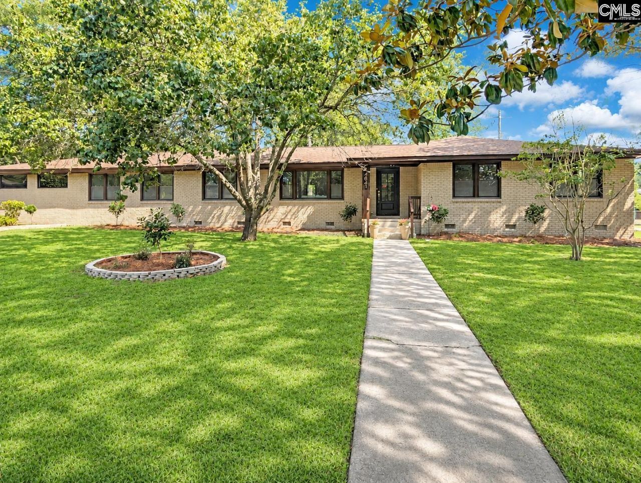 4841 Oakhill Road Photo 4