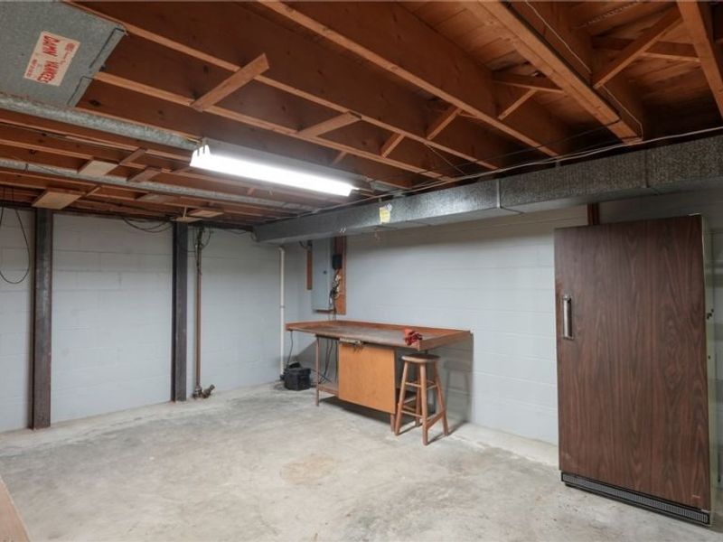 6282 Belvedere, Cambridge, OH 43725 Photo 31