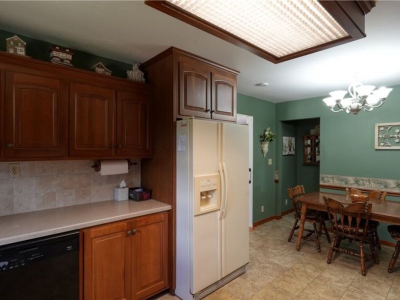 6282 Belvedere, Cambridge, OH 43725 Photo 9