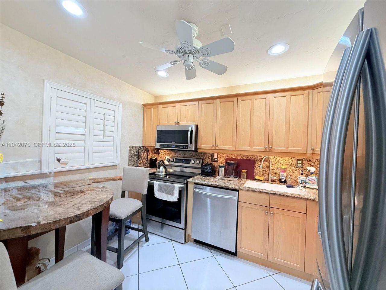 8931 N New River Canal Rd , Unit 2B, Plantation, FL 33324 Photo
