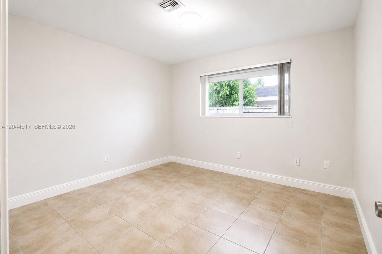 15445 SW 99th Ave , Unit 15445, Miami, FL 33157 Photo