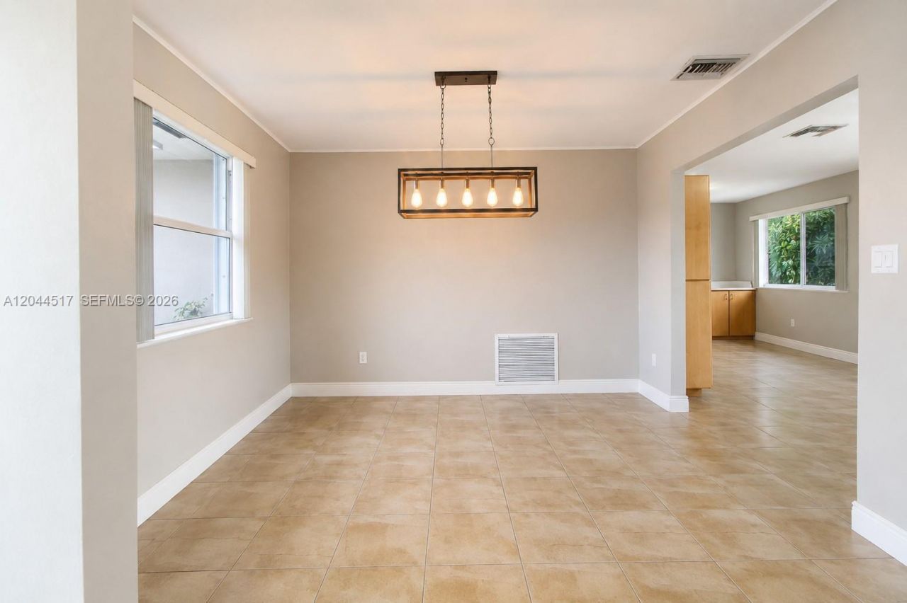 15445 SW 99th Ave , Unit 15445, Miami, FL 33157 Photo