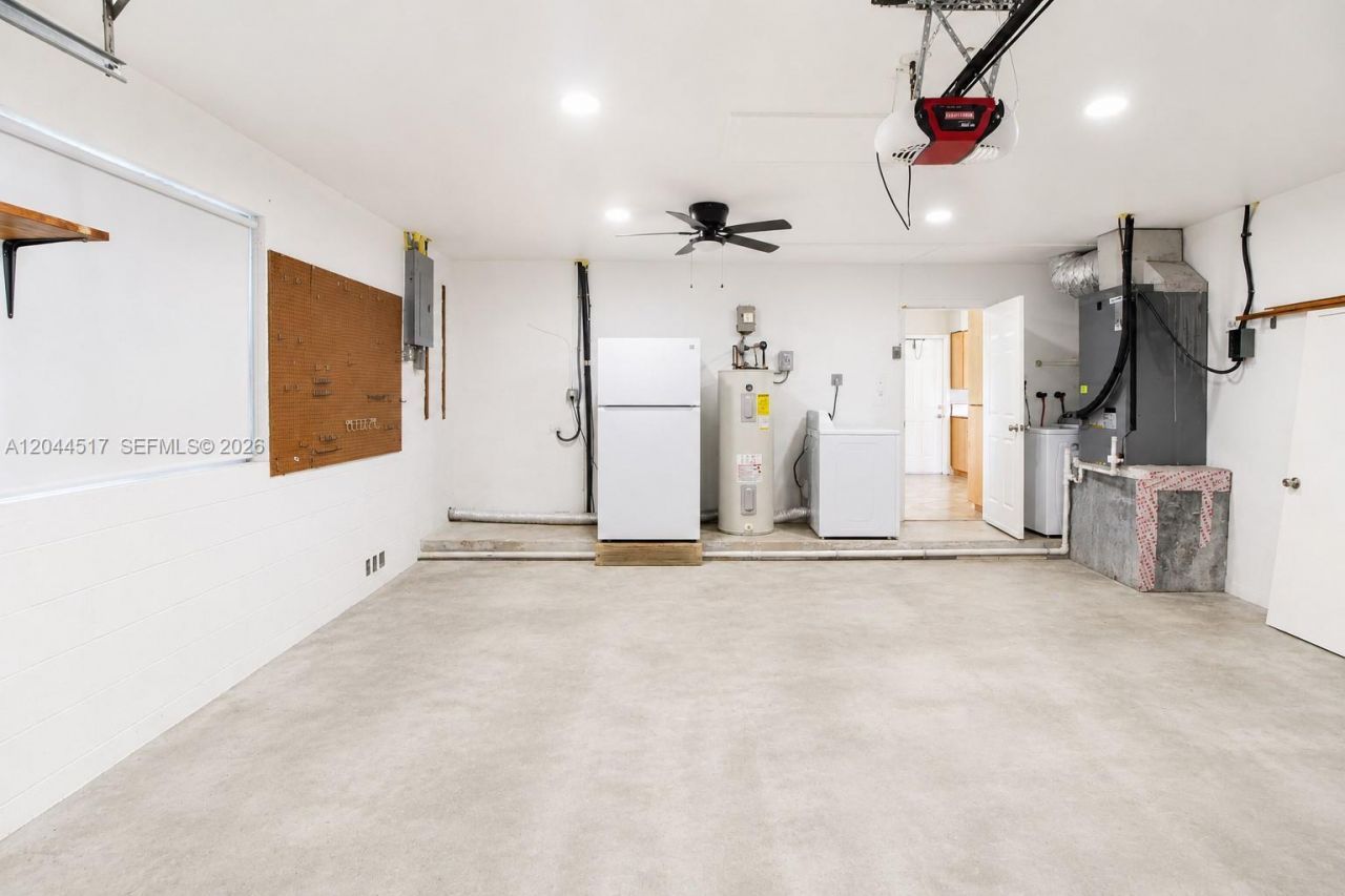 15445 SW 99th Ave , Unit 15445, Miami, FL 33157 Photo