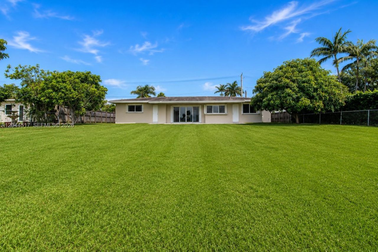 15445 SW 99th Ave , Unit 15445, Miami, FL 33157 Photo