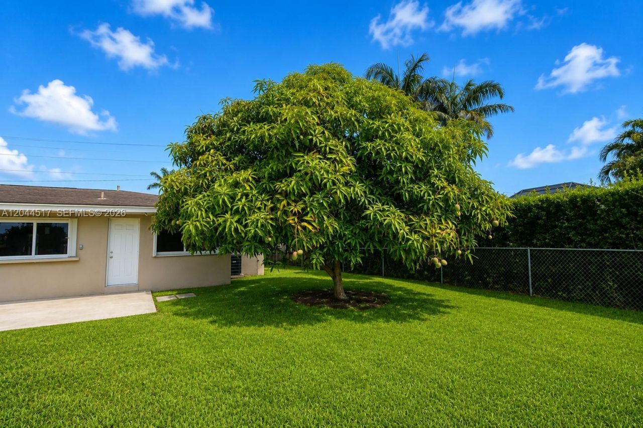 15445 SW 99th Ave , Unit 15445, Miami, FL 33157 Photo