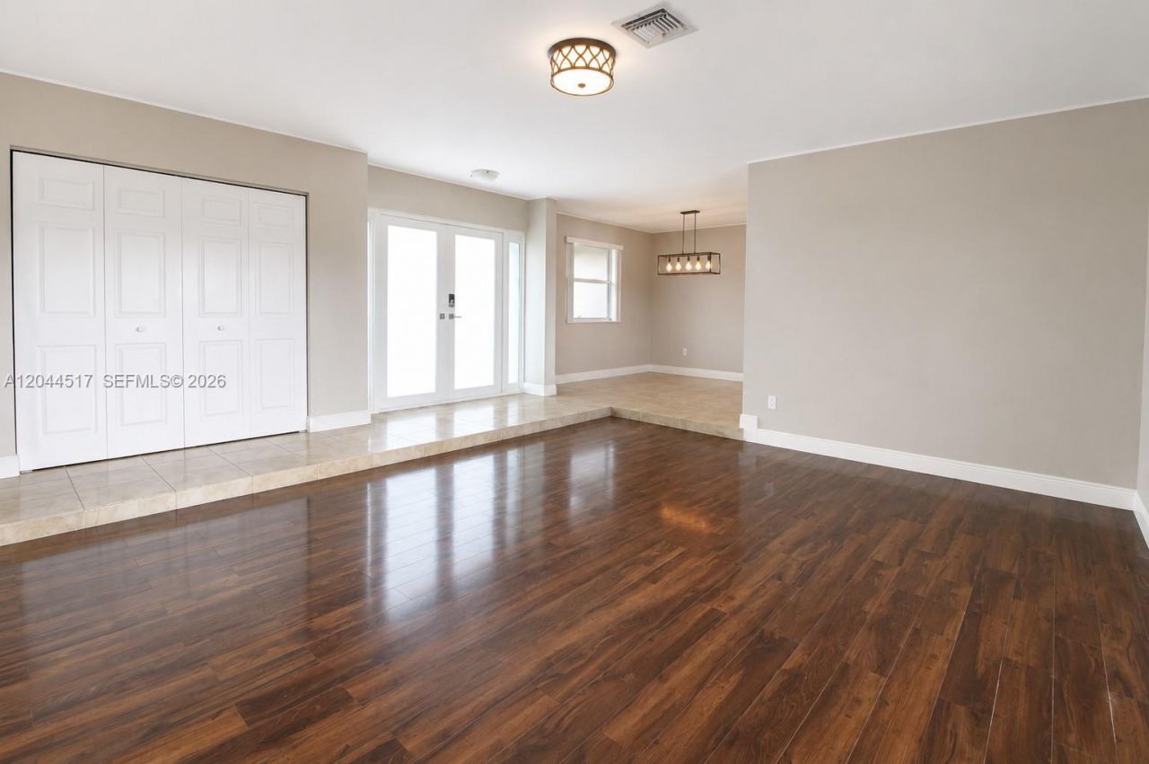 15445 SW 99th Ave , Unit 15445, Miami, FL 33157 Photo